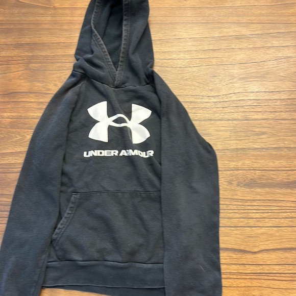 Under Armour Other - Under Armour Boys black hoodie